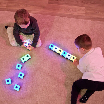 TTS Glow Sequencing Cubes  hi\-res