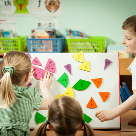 Wedge Tabletop Magnetic Portable Whiteboard  hi\-res