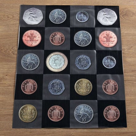 TTS Bee\-Bot® Coin Mat  hi\-res