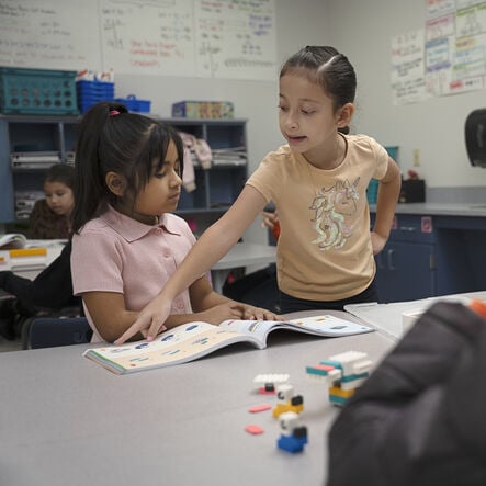 Lego Education \- Computer Science \x26 AI \- Year 1\-3  hi\-res