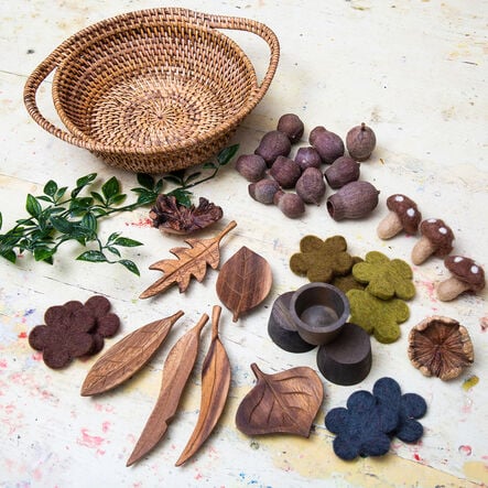 Loose Parts Nature Collection Basket 35pcs  hi\-res