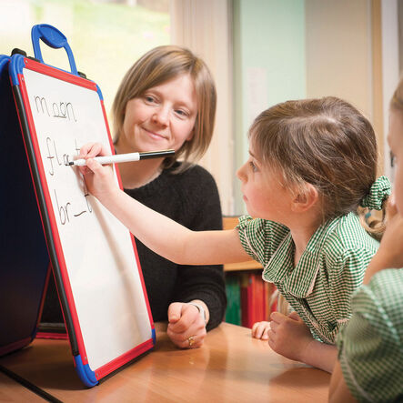 Wedge Folding Tabletop Magnetic Portable Whiteboard  hi\-res
