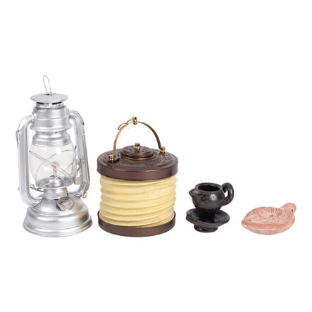 TTS Beyond Living Memory Lamps Artefact Collection KS1  hi\-res