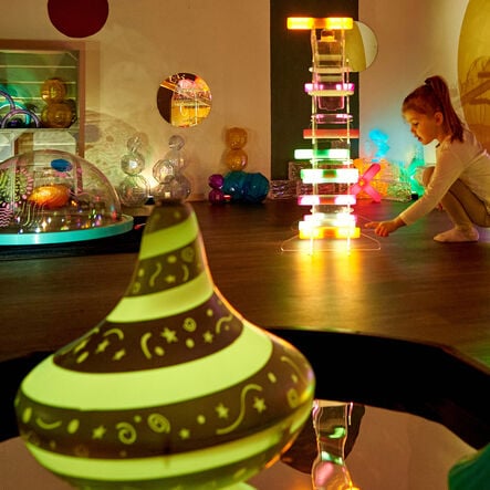 Giant Light \x26 Sound Spinning Top  hi\-res