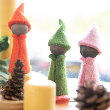 Small World Rainbow Wooden Felt Elves  hi\-res