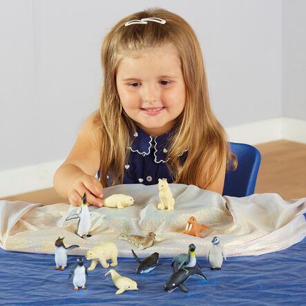 Polar Regions Small World Animal Set 13pcs  hi\-res