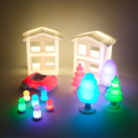TTS Remote Control Light Up Vehicle, Houses, Trees \x26 People  hi\-res
