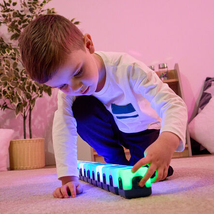 TTS Glow Sequencing Cubes  hi\-res
