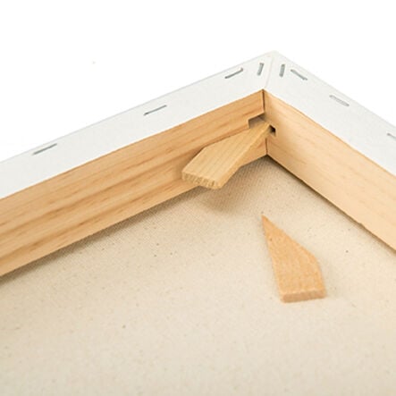 Standard Edged Blank Canvas  hi\-res