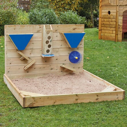 Outdoor Wooden Sand Wall  hi\-res