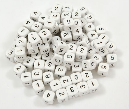 Jar of 100 Dice Numbers 1\-6  hi\-res