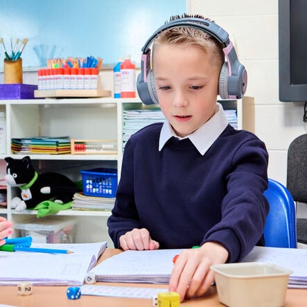 ClassCast Audio Broadcasting Headphones  hi\-res