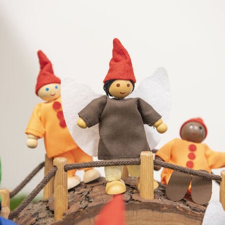 Small World Woodland Elves and Fairies 10pcs  hi\-res