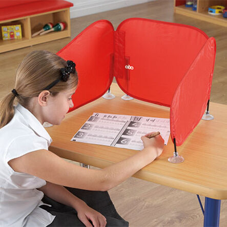 Pop\-Up Concentration Desk Barrier  hi\-res