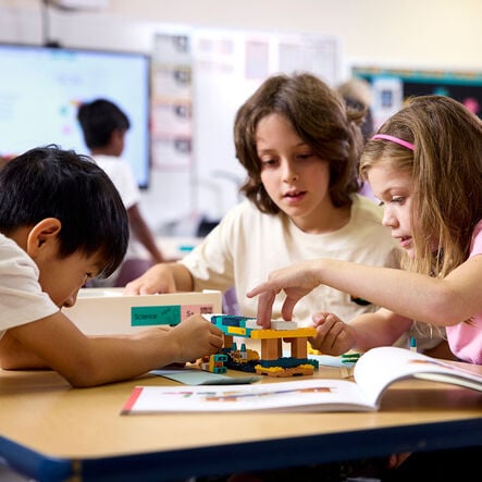 Lego Education Science \- Year 1 \- 3  hi\-res