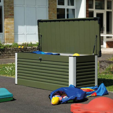 Outdoor Metal Lockable Storage Chest  hi\-res