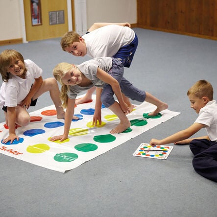 Hasbro Games Twister  hi\-res