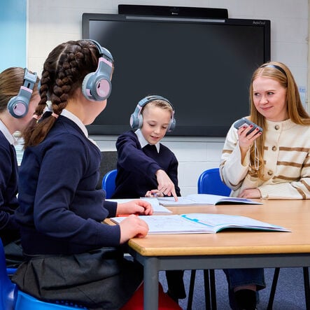 ClassCast Audio Broadcasting Headphones  hi\-res