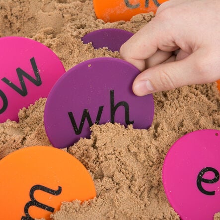 Free Flow Phonics Kit 2  hi\-res
