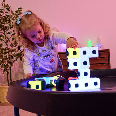 TTS Glow Sequencing Cubes  hi\-res