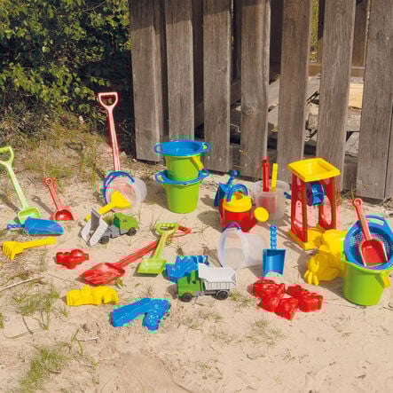 Giant Sand and Water Accessories 38pcs  hi\-res