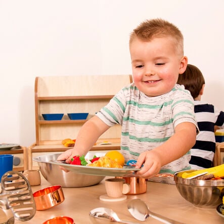 TTS 3 \- 4 Curiosity Kitchen and Accessories Set  hi\-res