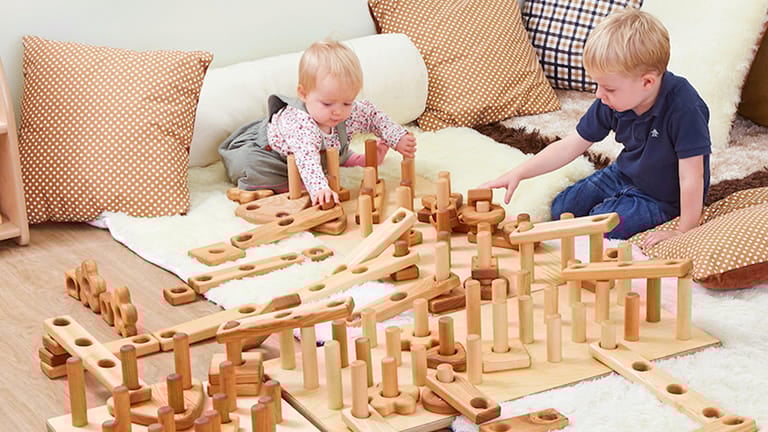 Immerse children in the world of loose parts and construction