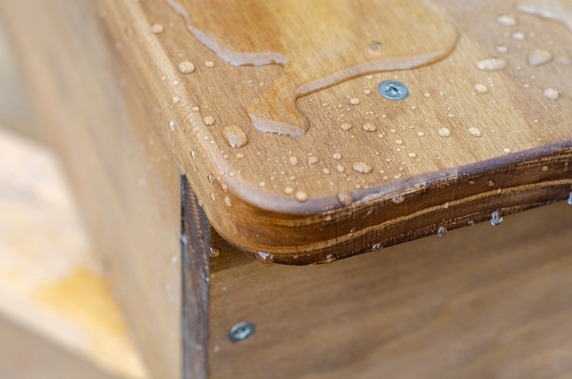 Smooth, rounded bevel edges