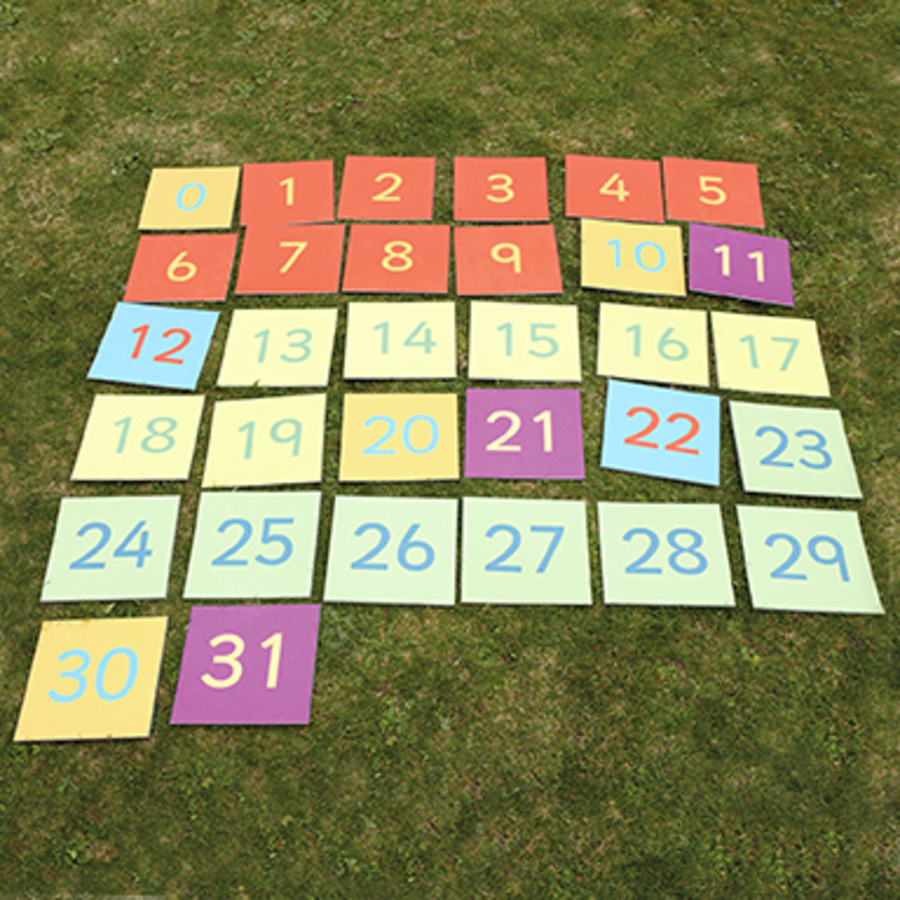 Large Outdoor Number Tiles 0-31  hi-res