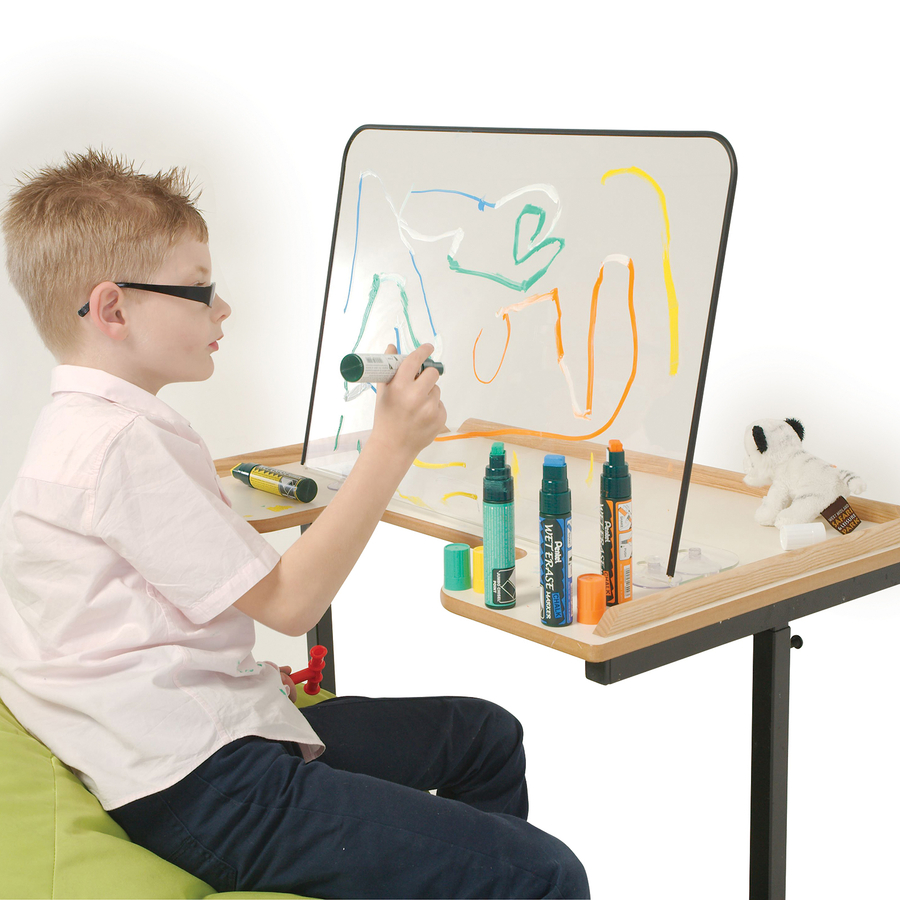 Clear Painting Easel  hi-res