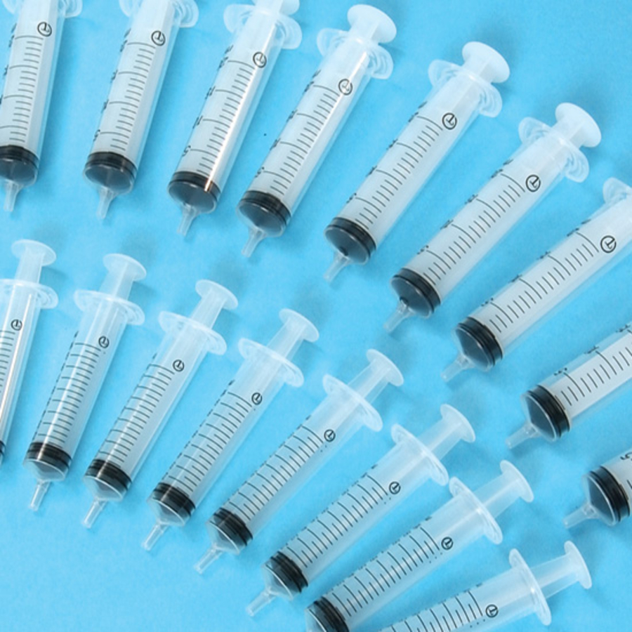 Plastic Syringe Packs  hi-res