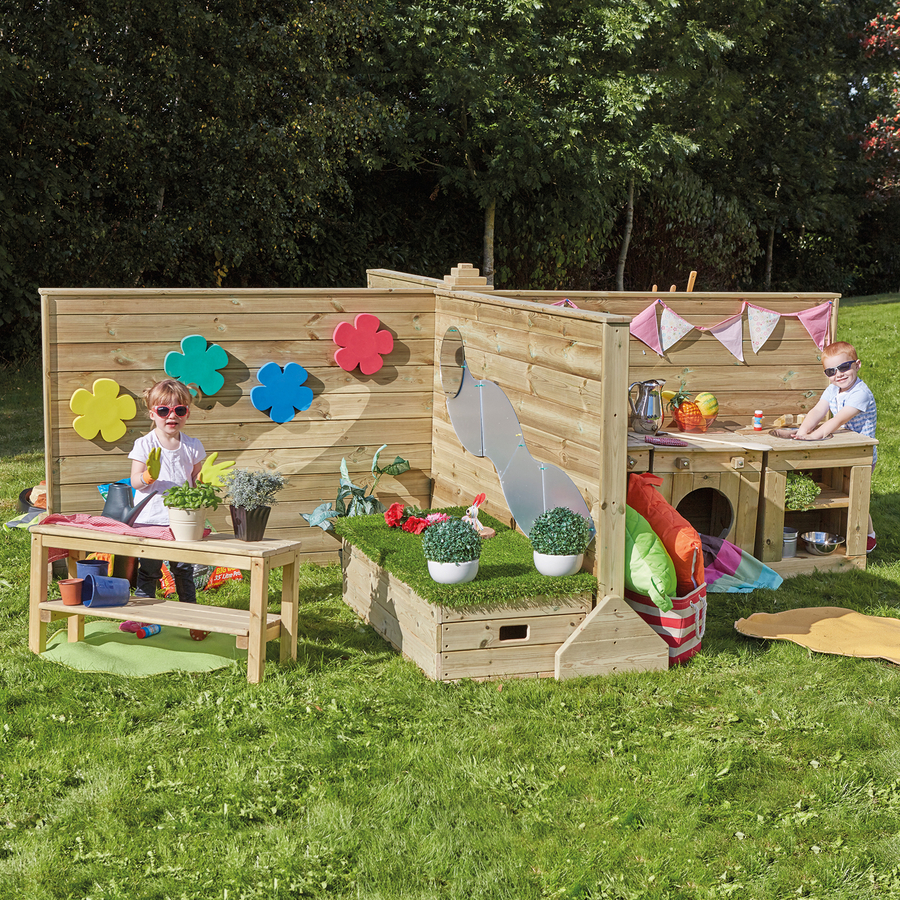 Outdoor Wooden Divided Rooms  hi-res